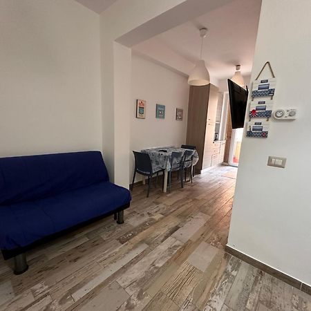 Comforthouse Frontemare Ladispoli Exteriör bild